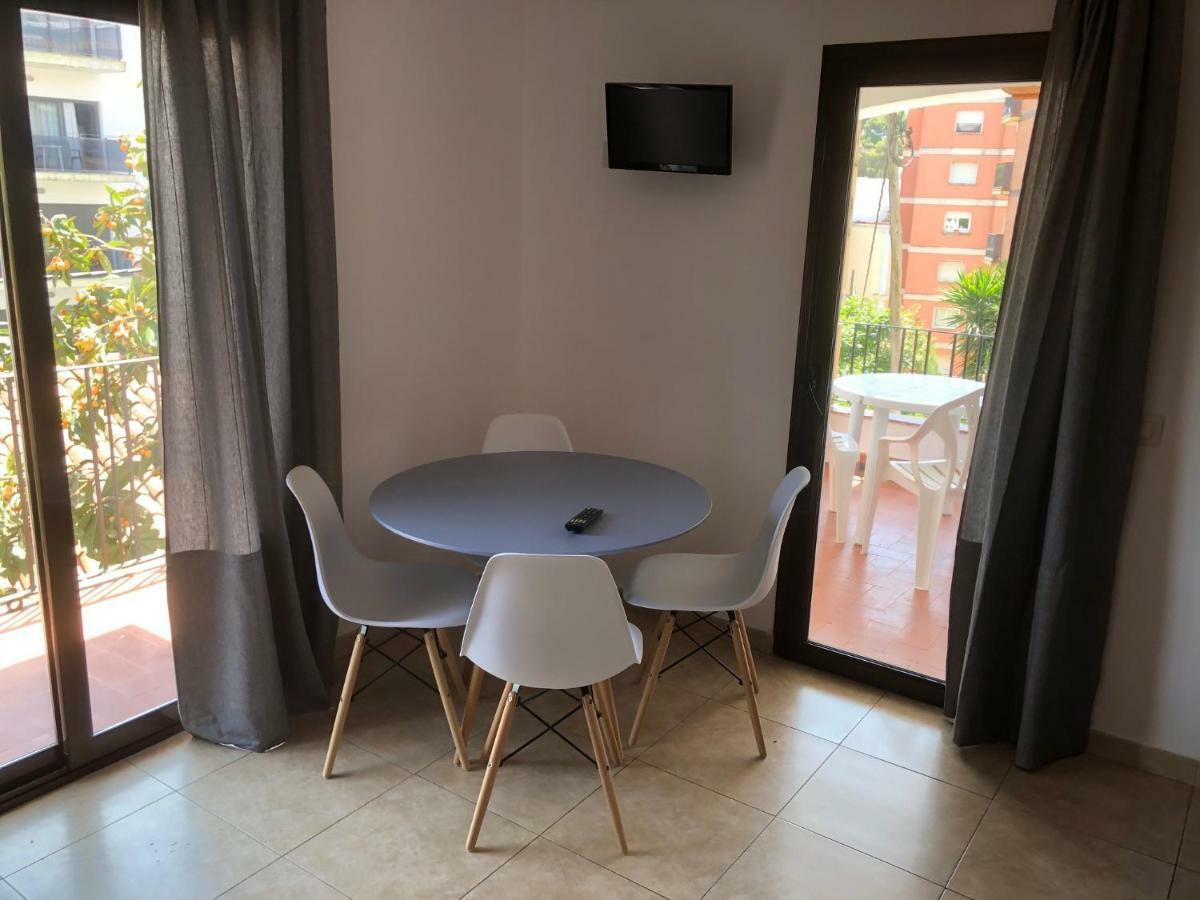 Apartamentos Ar Caribe Λορέτ Ντε Μαρ Εξωτερικό φωτογραφία